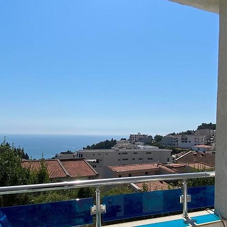Apartmani Dini Ulcinj Exterior photo