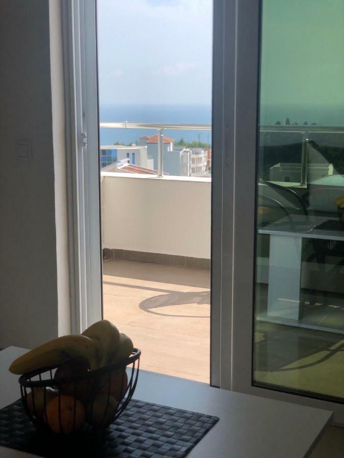 Apartmani Dini Ulcinj Exterior photo