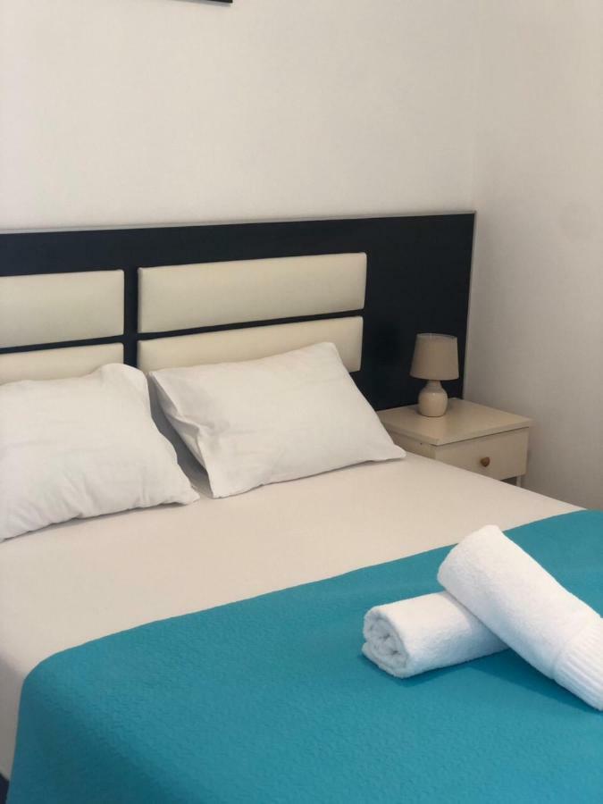 Apartmani Dini Ulcinj Exterior photo
