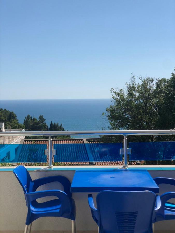 Apartmani Dini Ulcinj Exterior photo